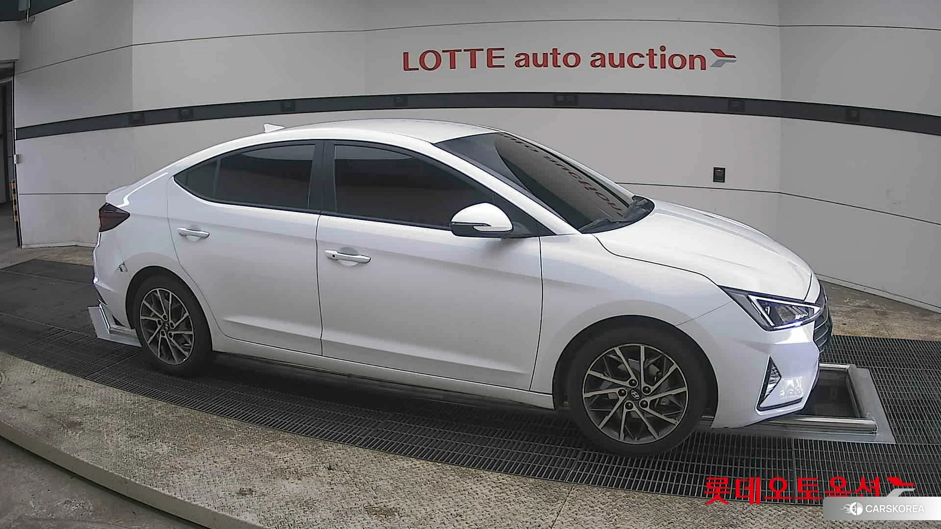 Hyundai Avante id 3869284 из Кореи 8