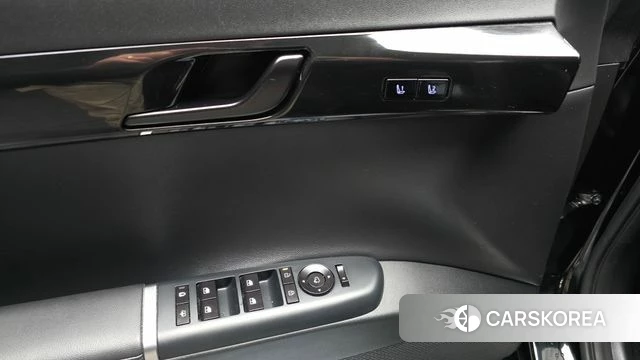 Hyundai Grandeur (GN7) id 3811821 из Кореи 8