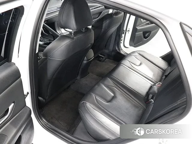 Hyundai Avante Hybrid (CN7) id 3400824 из Кореи 8