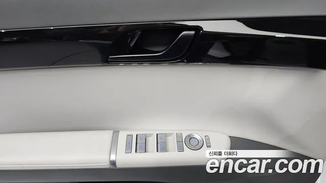 Hyundai Grandeur (GN7) id 2680217 из Кореи 8