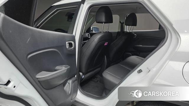 Hyundai Venue id 4481796 из Кореи 8