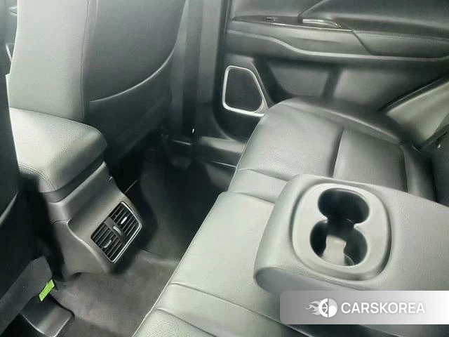 Mitsubishi  Outlander id 4242424 из Китая 8