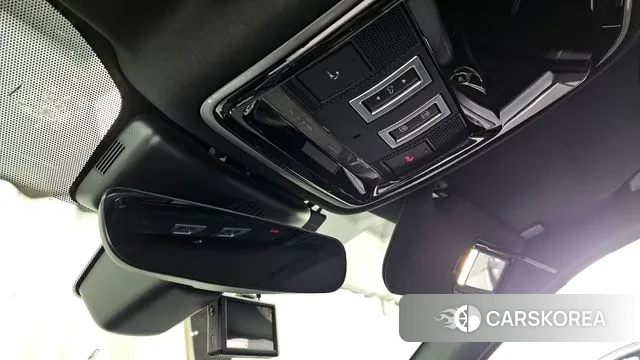 Land Rover Range Rover Velar id 3574175 из Кореи 8