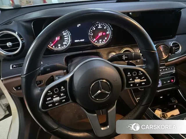 Mercedes-Benz E-Class W213 id 3291904 из Кореи 8