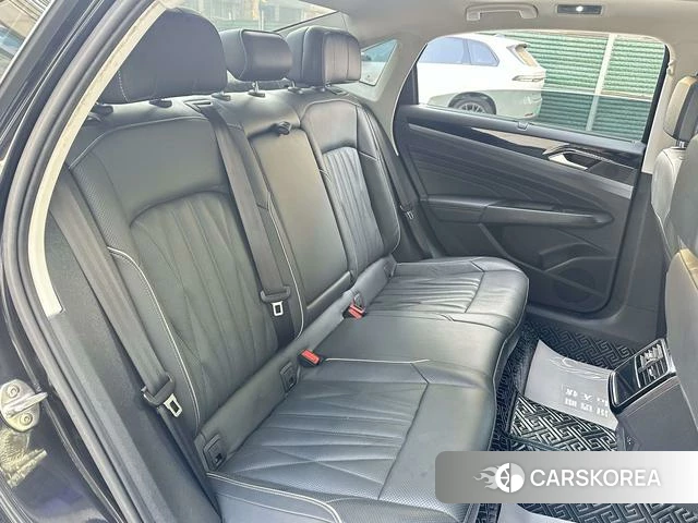 Volkswagen Passat id 4262118 из Китая 8