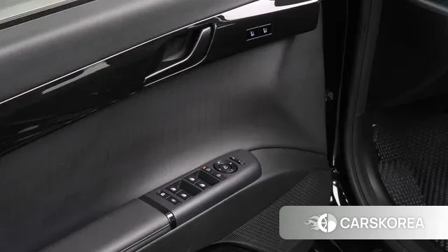 Hyundai Grandeur (GN7) id 3746166 из Кореи 8