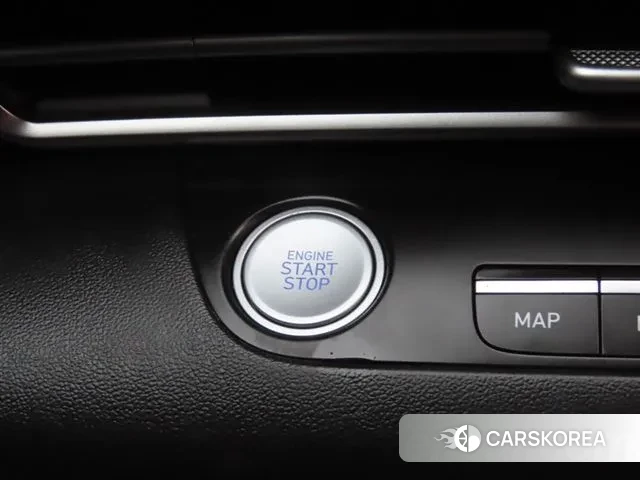 Hyundai Avante (CN7) id 3378502 из Кореи 8