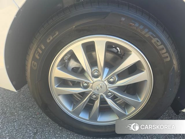 Hyundai The New Avante AD id 4430307 из Кореи 8