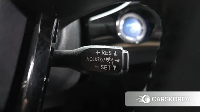 Toyota Prius 4th Generation id 3691753 из Кореи 8