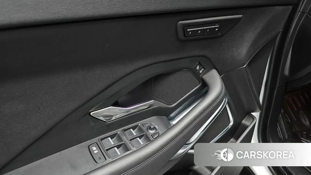 Jaguar E-PACE id 3853044 из Кореи 8