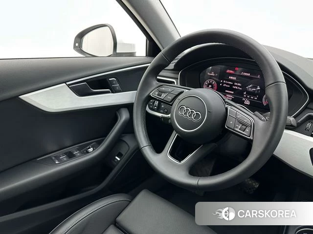 Audi A4L id 3957770 из Китая 8