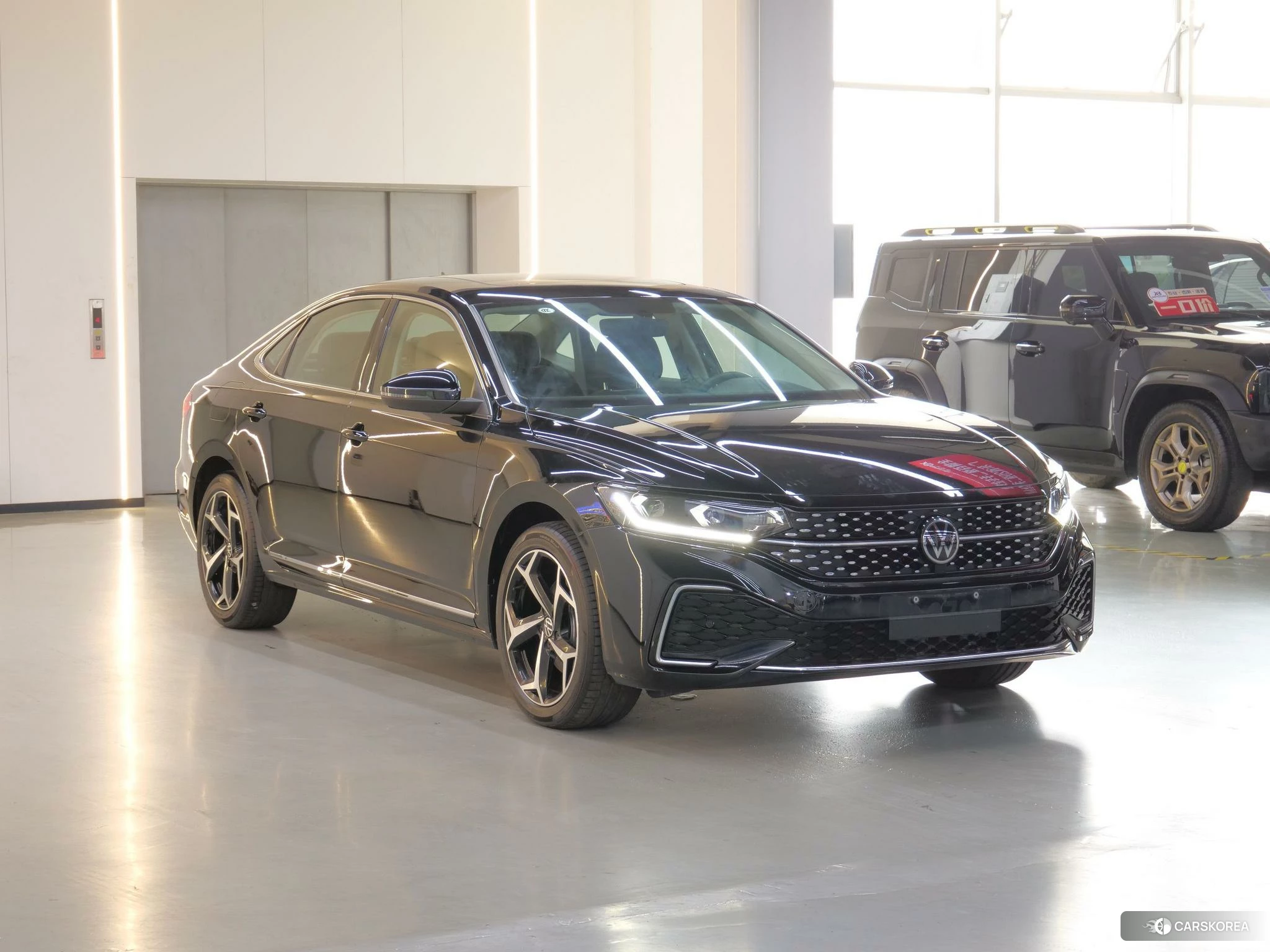 Volkswagen Passat id 4510923 из Китая 8