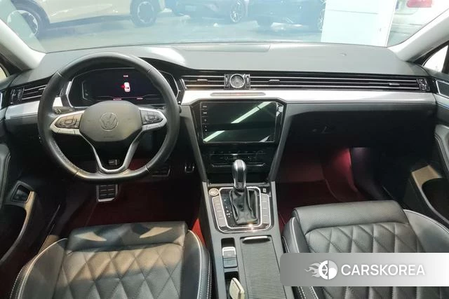 Volkswagen Magotan PHEV id 4209992 из Китая 8