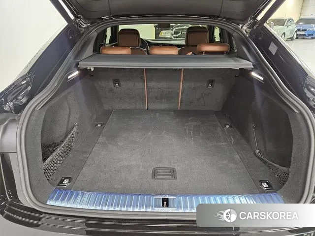 Audi e-Tron id 3294542 из Кореи 8