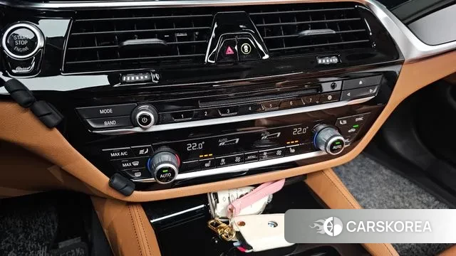 BMW 5 Series (G30) id 3460232 из Кореи 8