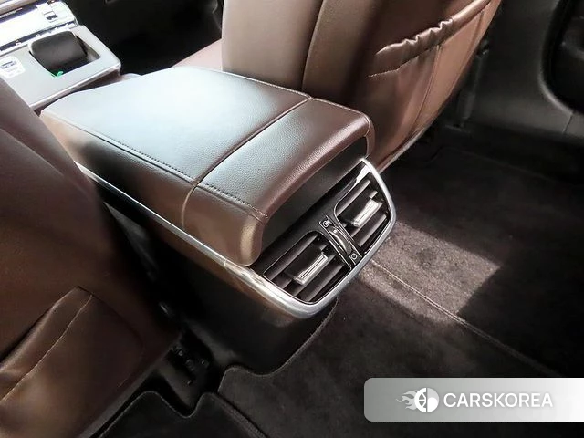 Hyundai The New Grandeur IG id 4232400 из Кореи 8