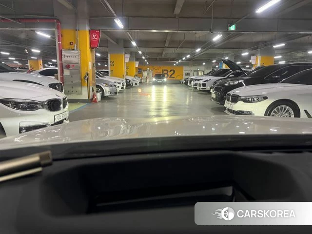 BMW 5 Series (G30) id 3866966 из Кореи 8