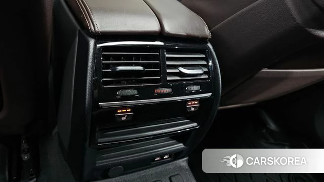 BMW 5 Series (G30) id 4551458 из Кореи 7