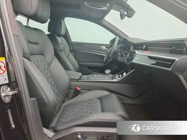 Audi A6L id 4290299 из Китая 8
