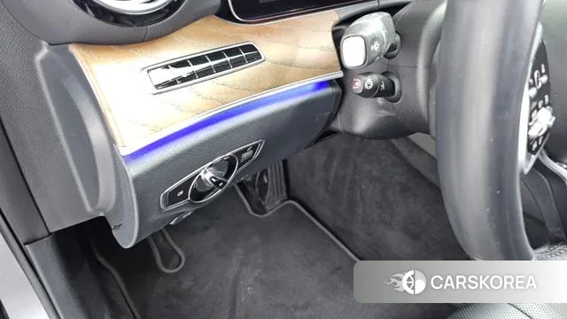 Mercedes-Benz E-Class W213 id 3319302 из Кореи 8