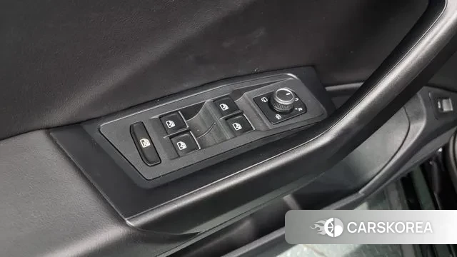 Volkswagen T-Roc id 3094647 из Кореи 8