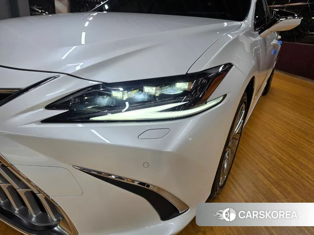 Lexus ES300h 7th generation id 4441569 из Кореи 8
