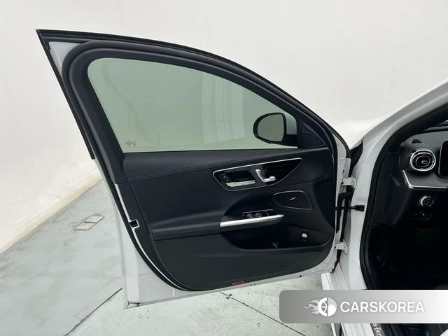Mercedes-Benz Class C id 4300443 из Китая 8