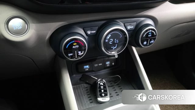 Hyundai Venue id 4336619 из Кореи 8