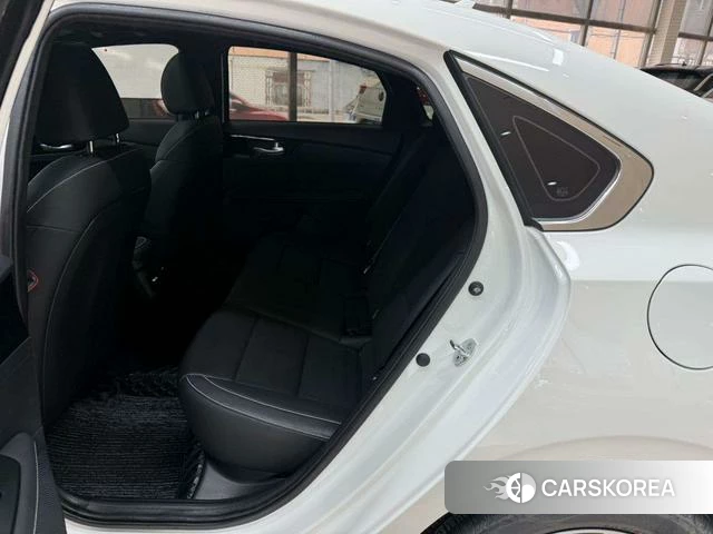Kia K3 id 4259432 из Китая 8
