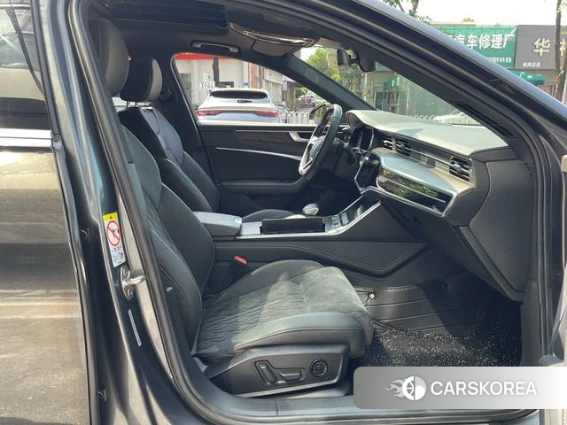 Audi A6L id 4273889 из Китая 8