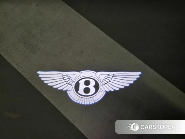 Bentley Bentayga id 4845841 из Кореи 8