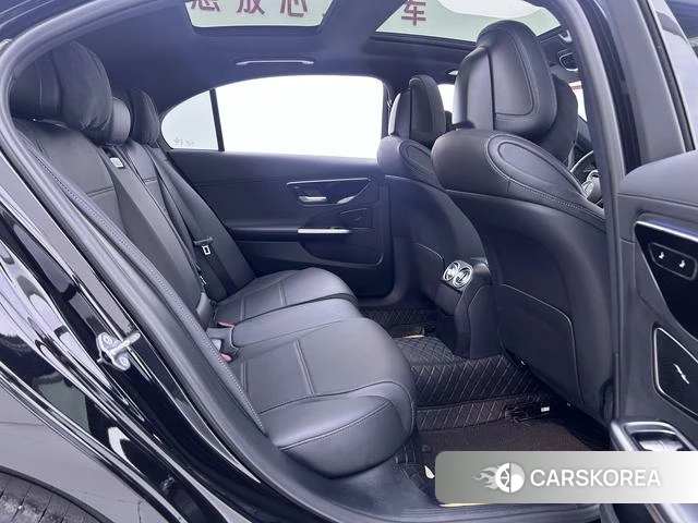 Mercedes-Benz Class C id 4348925 из Китая 8