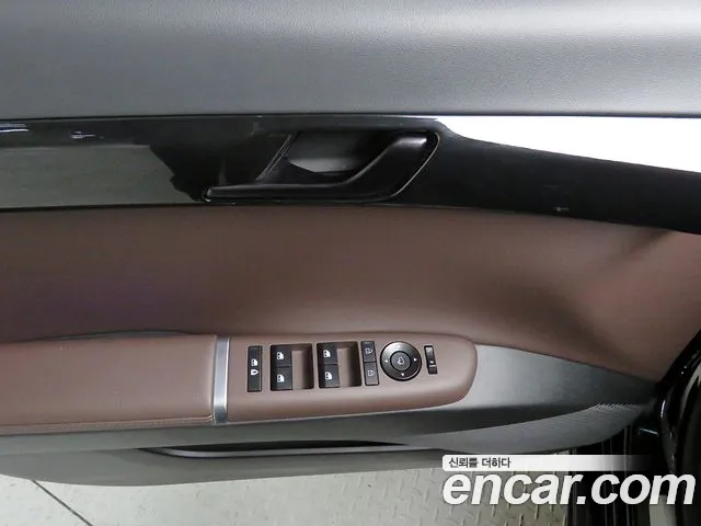 Hyundai Grandeur (GN7) id 2712368 из Кореи 8