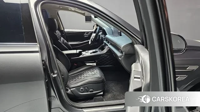 Genesis GV80 id 3024000 из Кореи 8