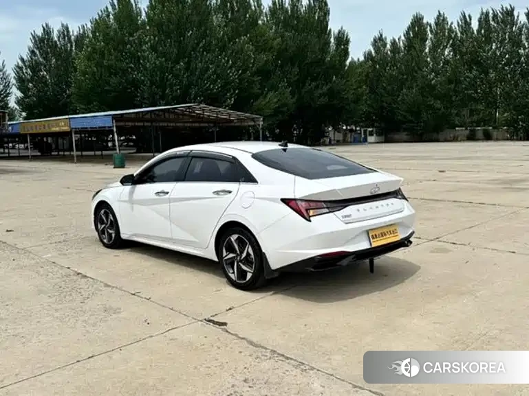 Hyundai Elantra id 4628163 из Китая 8