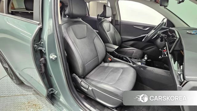 Kia Di Ol Nu Niro id 3934686 из Кореи 8