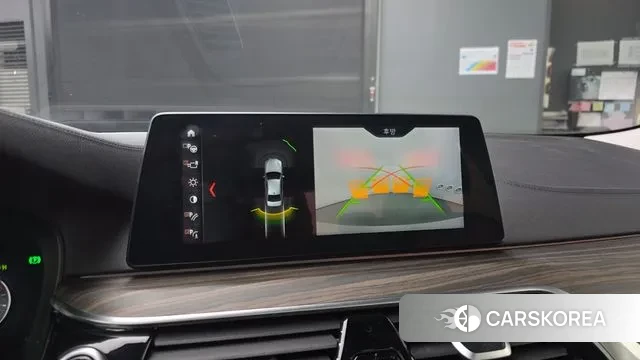 BMW 5 Series (G30) id 3709402 из Кореи 8