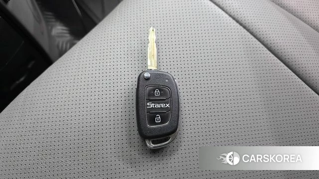 Hyundai The New Grand Starex id 4741827 из Кореи 8