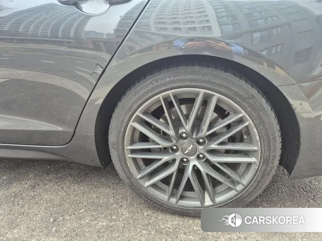 Genesis G70 id 3692925 из Кореи 8