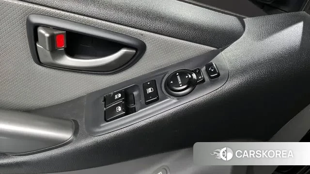 Hyundai The New Grand Starex id 3166327 из Кореи 8