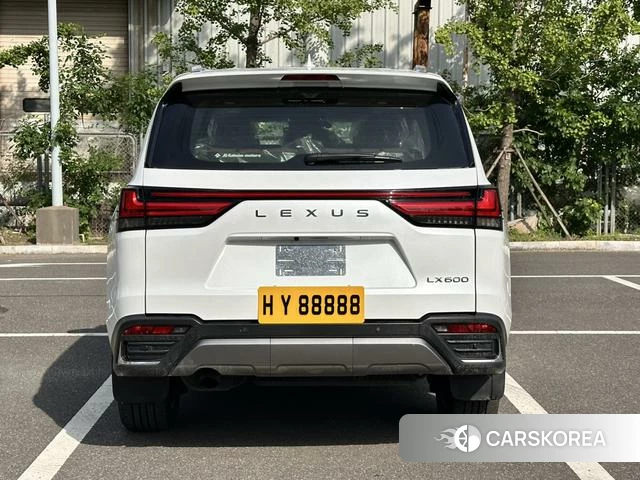 Lexus LX id 4367064 из Китая 8