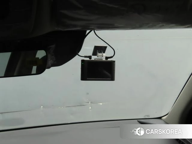 Kia Di Ol Nu Niro id 4650881 из Кореи 8