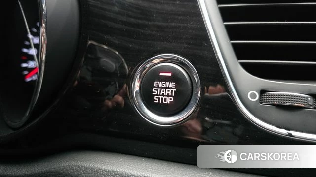 Kia The New Carnival id 4203721 из Кореи 8