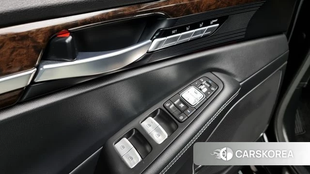 Genesis G90 id 4188001 из Кореи 8