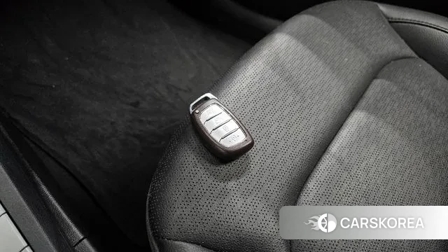 Hyundai The New Avante AD id 3601941 из Кореи 8