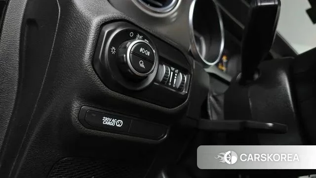 Jeep Gladiator (JT) id 3915791 из Кореи 8