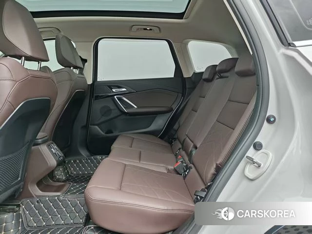 BMW X1 id 4298066 из Китая 8