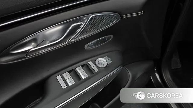 Genesis Electrified GV70 id 3639786 из Кореи 8