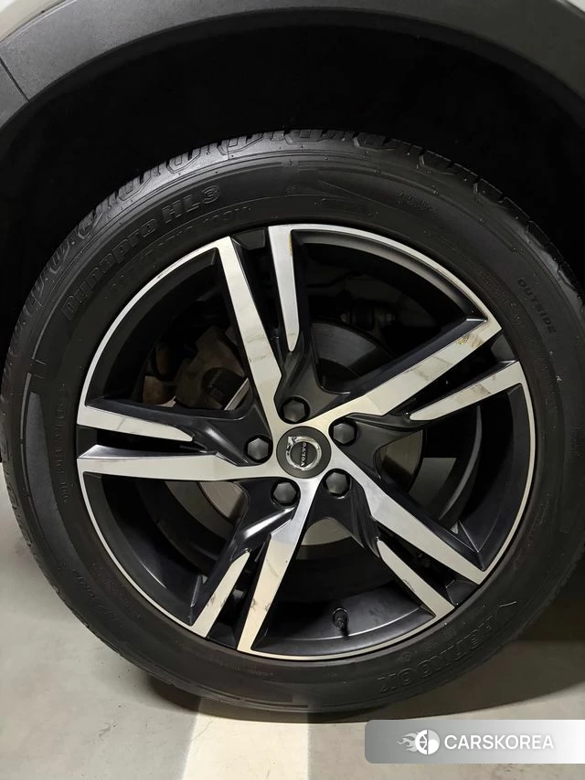 Volvo XC40 id 3942090 из Кореи 8