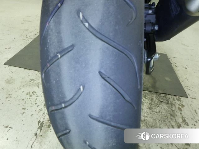 Проданный Honda CBR400R id 4011838 из Японии, фото 8